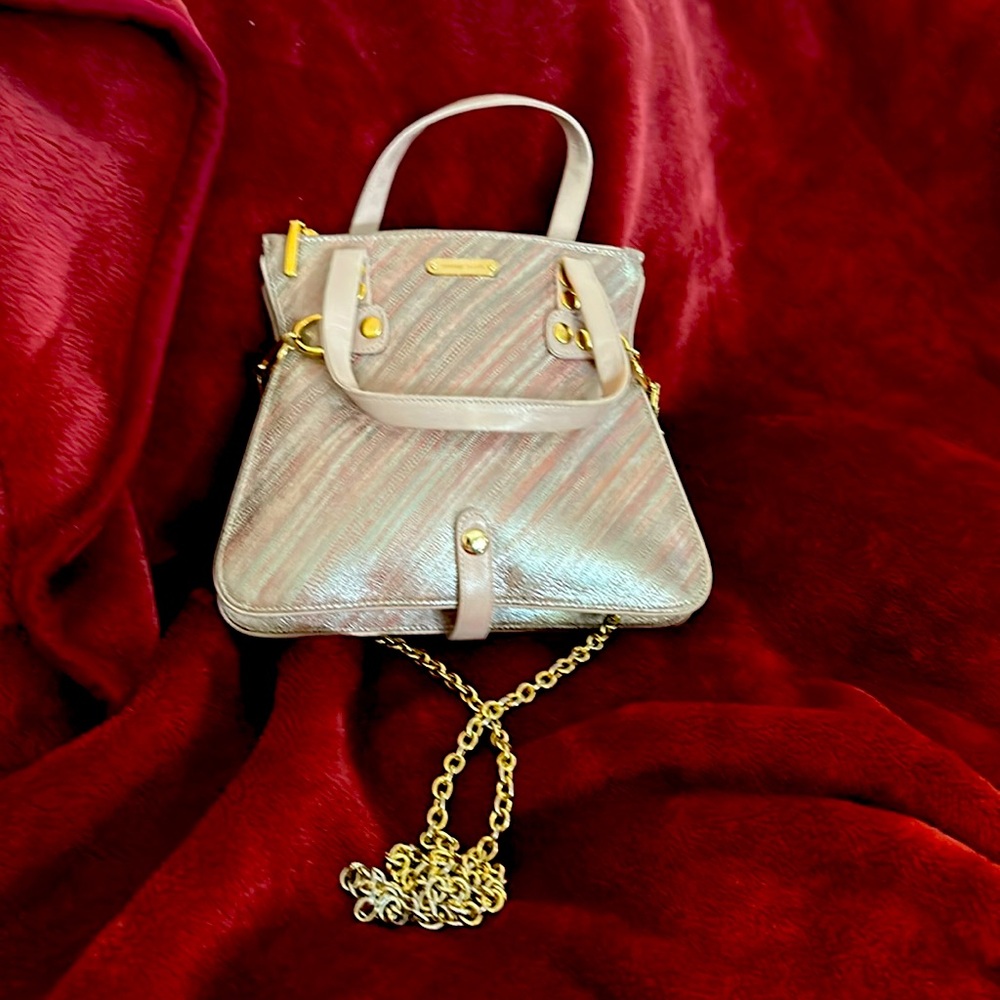 Sandro Vicari iridescent pink bag with 46” crossbody aftermarket chain strap